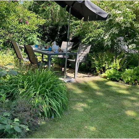 Wohnung-herzmuschel-im-haus-muschelgarten Apartament